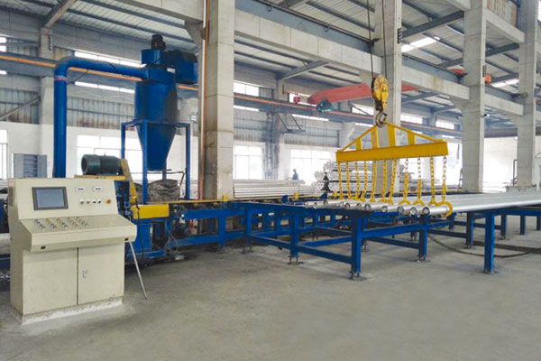 鋁棒自動切鋸設備